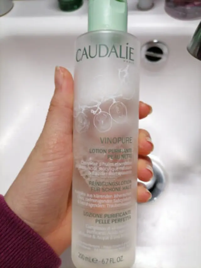 Caudalie Vinopure BIO Purifying Toner Λοσιόν Προσώπου για Μικτές προς Λιπαρές Επιδερμίδες για Βαθύ Καθαρισμό και Σύσφιξη Πόρων, 200ml