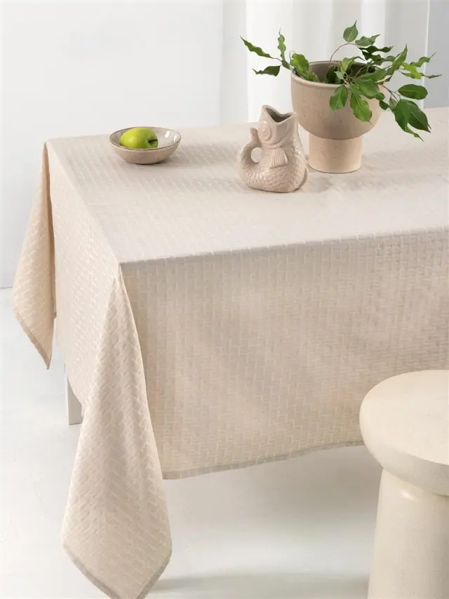 Τραπεζομαντηλο Αλεκιαστο Formal Dinner MILLY 175x260 BEIGE