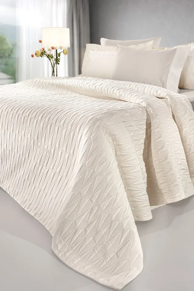 ΣΕΤ ΚΟΥΒΕΡΛΙ KING SIZE 240×250 3 ΤΕΜΑΧΙΩΝ RUBY IVORY GUY LAROCHE