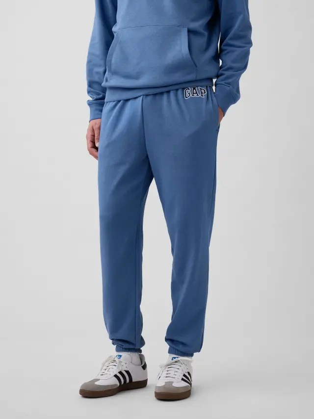 Ανδρικό Παντελόνι Φόρμας Jogger απο French Terry Χαλαρής Γραμμής με Λογότυπο Gap bainbridge blue