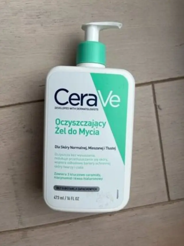 CeraVe Foaming Cleanser Αφρίζον Gel Καθαρισμού για Πρόσωπο και Σώμα με Υαλουρονικό Οξύ, Ceramides και Νιασιναμίδη, 473ml
