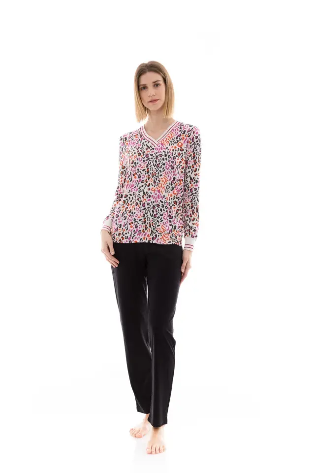 W1376 - Type - PYJAMA V WHITE LEO 3