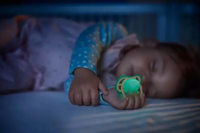 Philips Avent Πιπίλες Σιλικόνης Ultra Air 0-6m Nighttime Mint Star / Green Bird 376/18 2