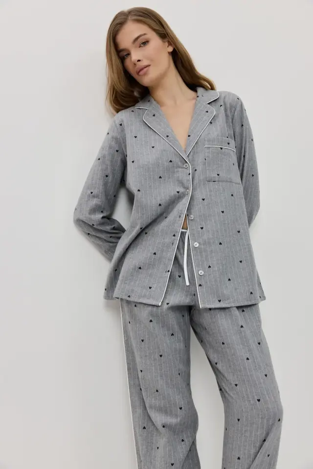 Aruelle Harriet Βαμβακερή Flannel Πιτζάμα Με Κουμπιά Γκρι Ριγέ Με Καρδούλες