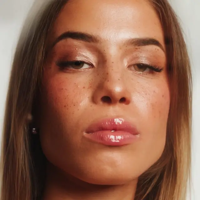 Lip Oil Passion Fruit 2