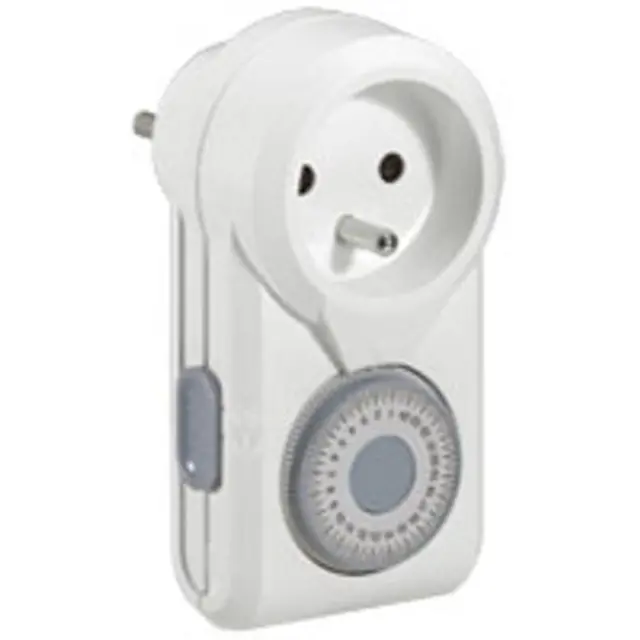 Daily timer 16A with plug and socket 2P+T