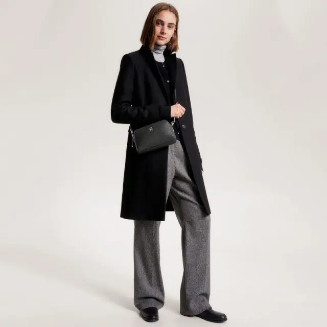 Tommy Hilfiger - Γυναικεία Τσάντα Th Emblem Crossover AW0AW15216-BDS Μαύρο 2