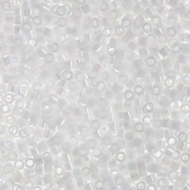 Χάντρα Miyuki Delica 11/0 - DB0202 - Opaque Rainbow White ~7gr