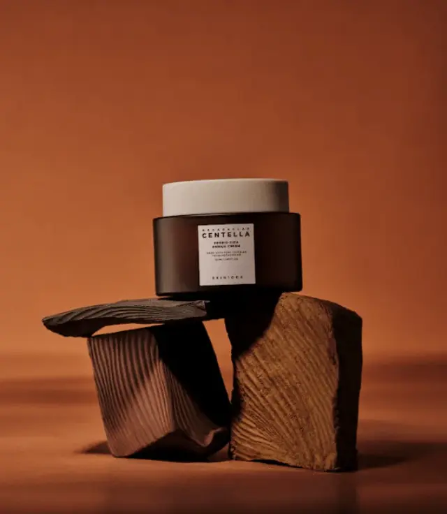 Skin1004 Madagascar Centella Probio Cica Enrich Rich Κρέμα Προσώπου για Ενυδάτωση & Σύσφιξη με Υαλουρονικό Οξύ & Νιασιναμίδη 50ml 2