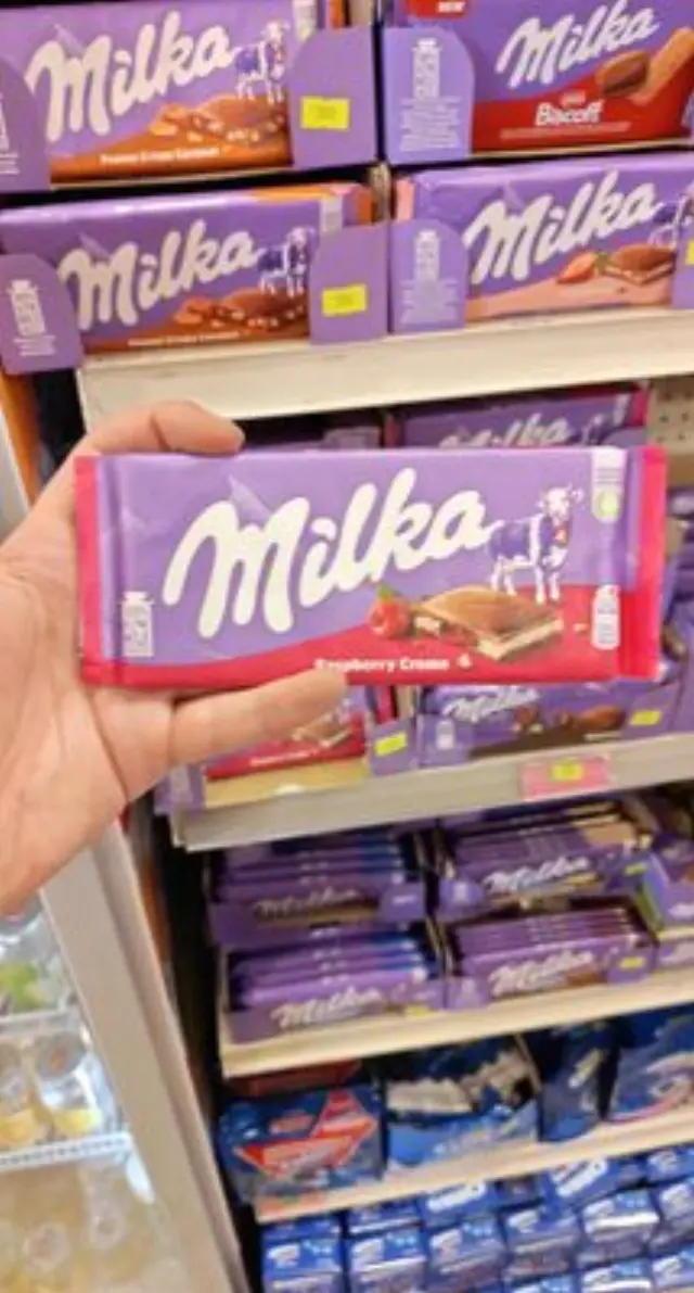 Milka Σοκολάτα Γάλακτος Raspberry Creme 100gr Συσκ. 22 τμχ