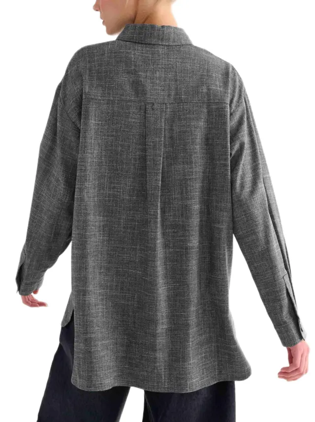 Attrattivo γυναικείο oversized πουκάμισο με μυτερό γιακά 9923582-1 - S 2