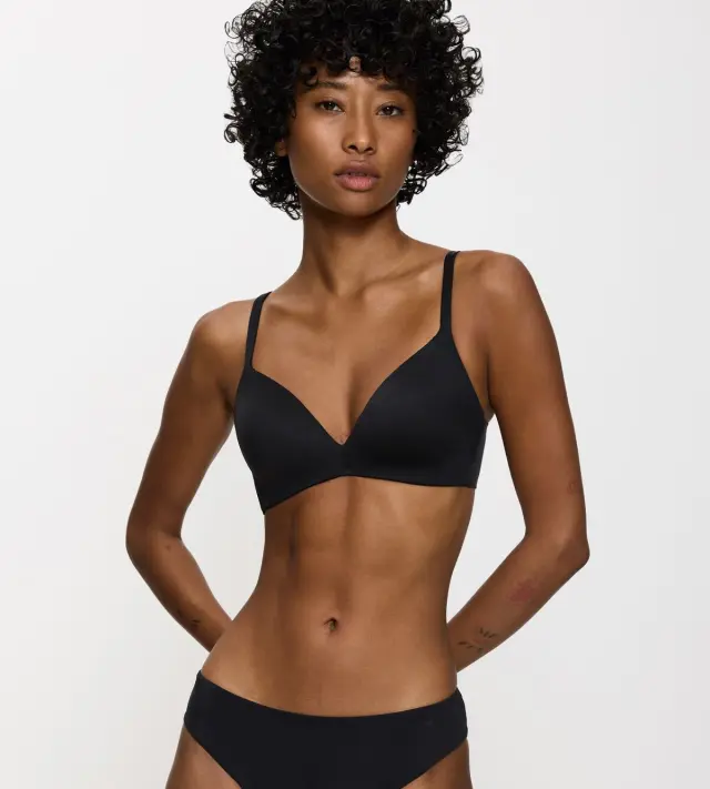 Triumph Σουτιέν Body Make-Up Soft Touch P EX Με Ενίσχυση Χωρίς Μπανέλες Μαύρο 3