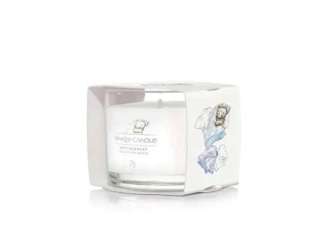 Αρωματικό Κερί Yankee Candle με διάρκεια καύσης έως 10 ώρες και άρωμα Clean Cotton1701437E 3