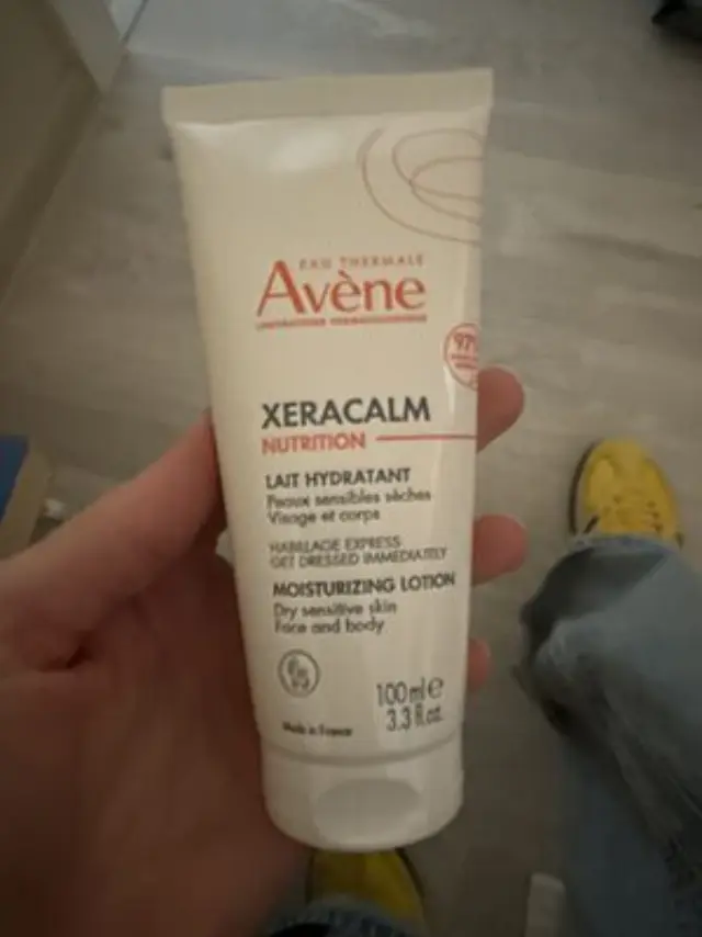 Avene XeraCalm Nutrition Moisturizing Lotion Ενυδατική & Καταπραϋντική Λοσιόν για Πρόσωπο & Σώμα, 100ml