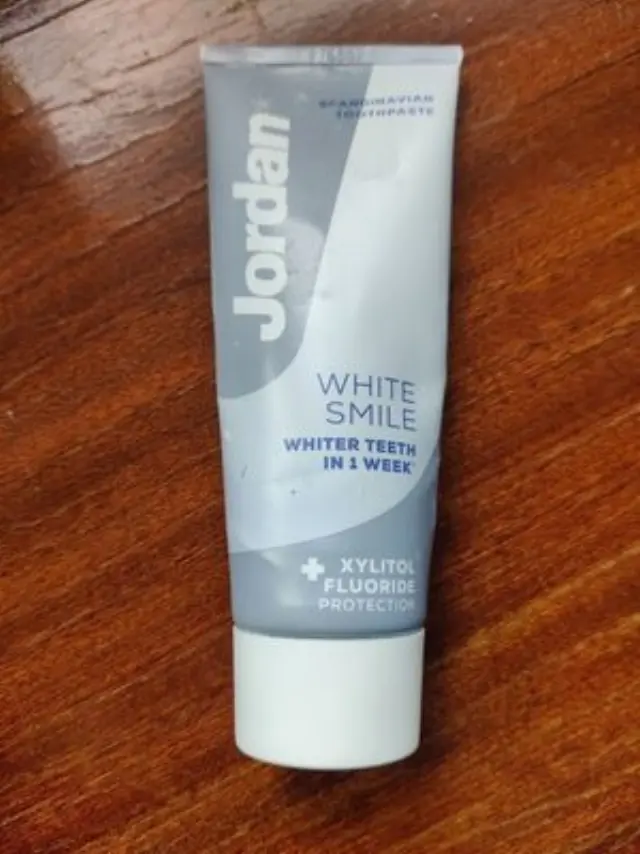 Jordan Stay Fresh White Smile Toothpaste Οδοντόκρεμα για Λευκά Δόντια, 75ml