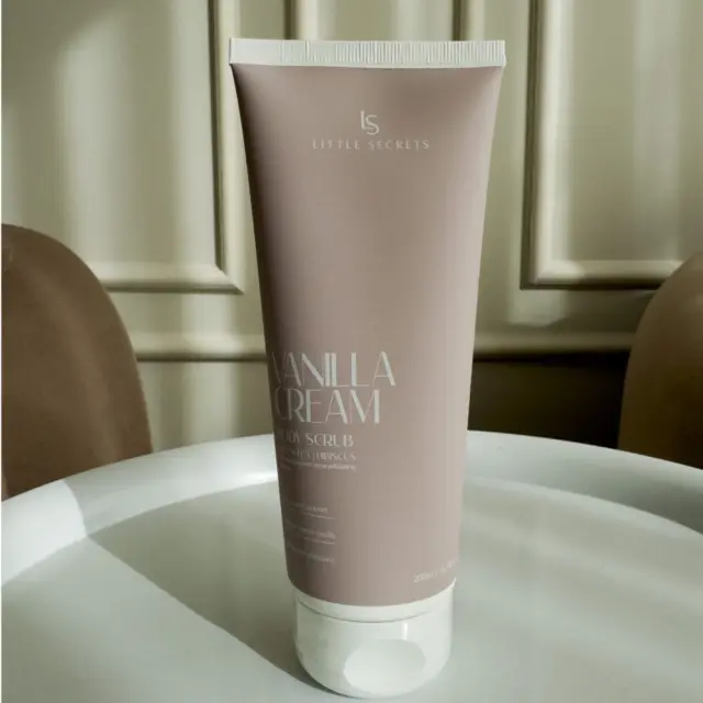 Little Secrets Vanilla Body Scrub Απολεπιστικό Σώματος 200ml