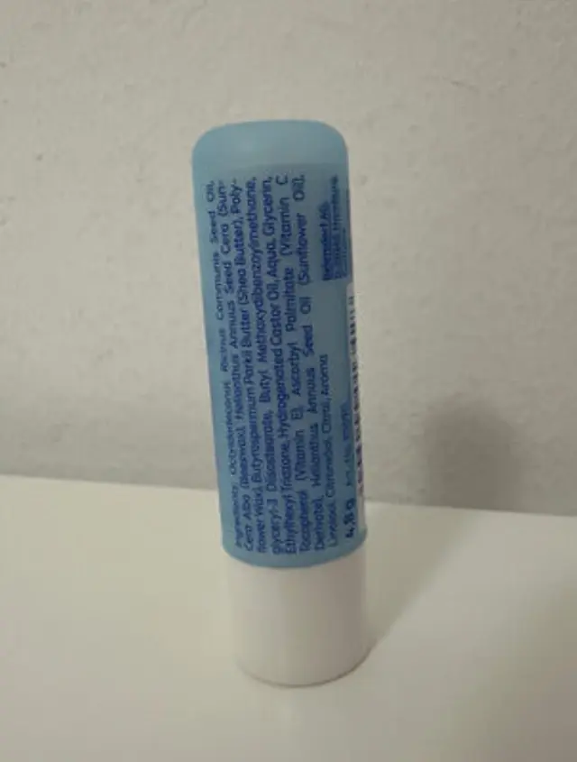Liposan Hydro Care Spf15 Eνυδατικό Balm χειλιών με Μεσαία Aντηλιακή Προστασία, 4.8g 2
