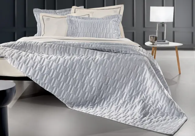 ΣΕΤ ΚΟΥΒΕΡΛΙ KING SIZE 240×250 3 ΤΕΜΑΧΙΩΝ BRICK SILVER GUY LAROCHE