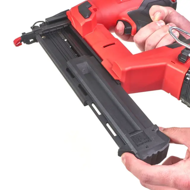 Milwaukee 4933471409 - Καρφωτικό Μπαταρίας Ξύλου M18 FN18GS-0X (Χωρίς Μπαταρία - Φορτιστή) 3