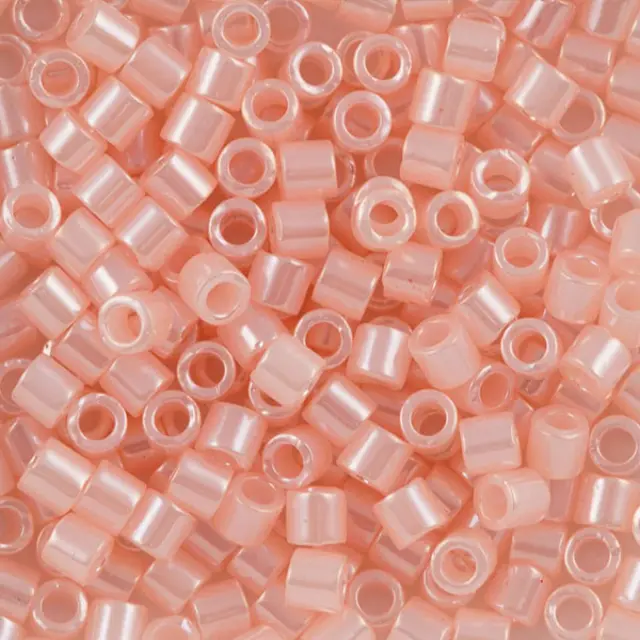Χάντρα Miyuki Delica 8/0 - DBL0234 - Lined Crystal/ Pale Salmon ~7gr