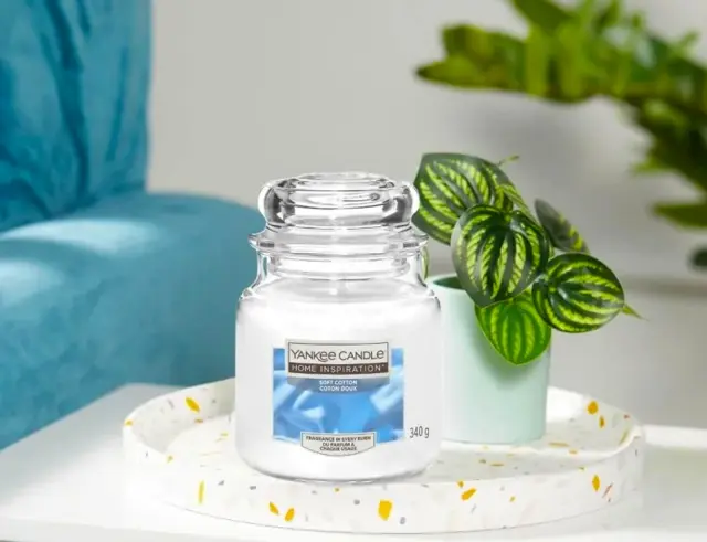 Αρωματικό Κερί Yankee Candle με διάρκεια καύσης έως 60 ώρες και άρωμα Soft Cotton 1570512E