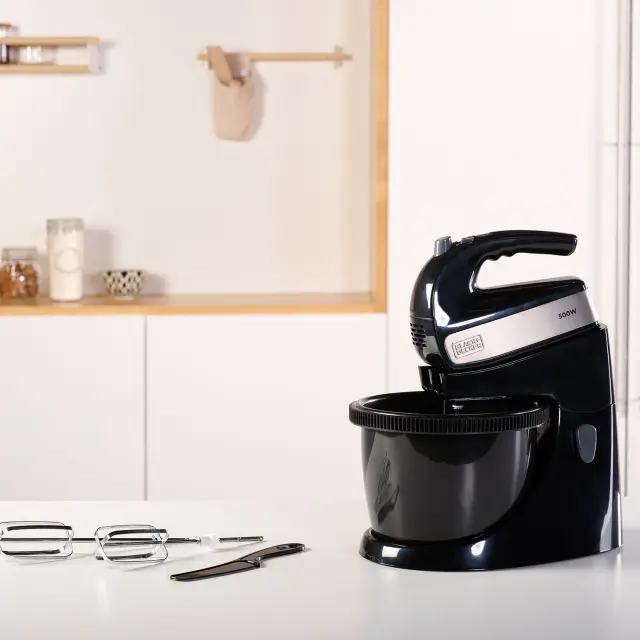 Hand mixer Black+Decker BXMXA500E (500 W) 2