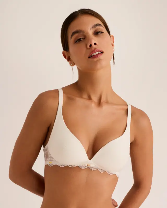 Selmark Manuela Σουτιέν Bralette Με Ελαφριά Ενίσχυση Ιβουάρ