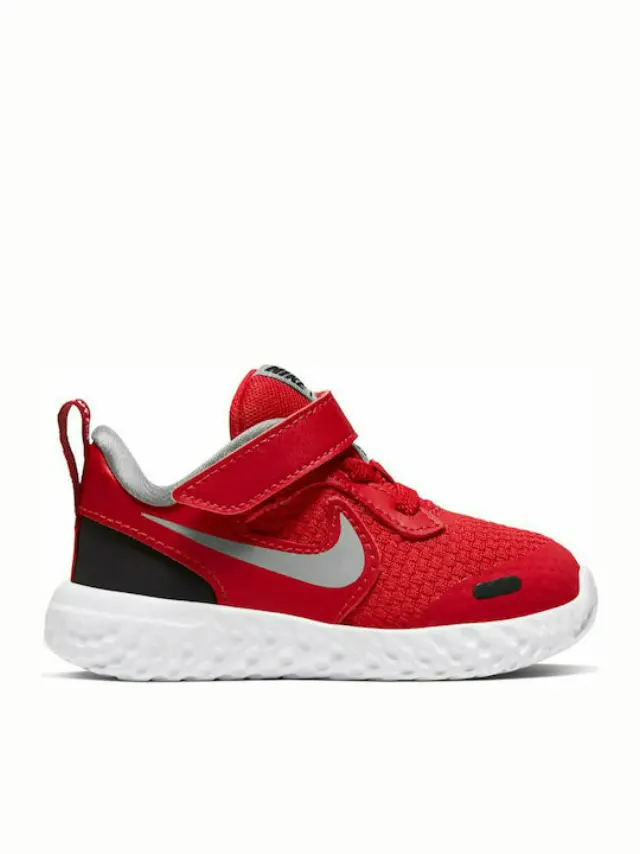 Nike Revolution 5 - 23.5