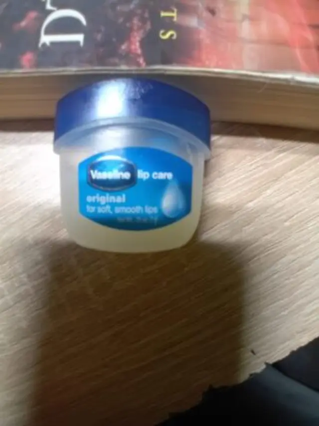 Vaseline BlueSeal Original Αγνή Βαζελίνη Ενυδάτωσης & Προστασίας 50gr 2