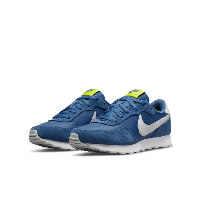 Nike MD Valiant CN8558-406 - 37.5 2