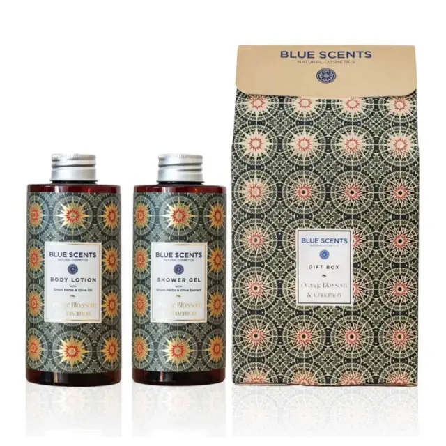 Blue Scents Promo Gift Box Raspberry + Vanilla Αφρόλουτρο Σώματος 300ml + Ενυδατικό Γαλάκτωμα Σώματος 300m