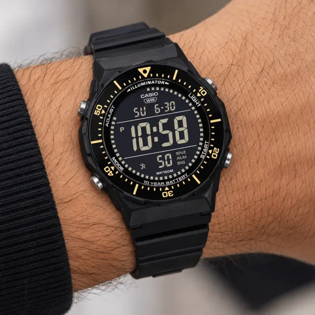 Ανδρικό Ψηφιακό Ρολόι Casio Illuminator Μαύρο με Χρυσές Λεπτομέρειες 11-AE-1700H-1BVEF 2