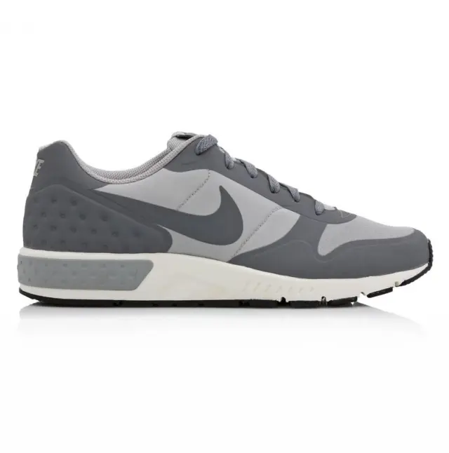 NIKE NIGHTGAZER LW 844879-001 - 44.5
