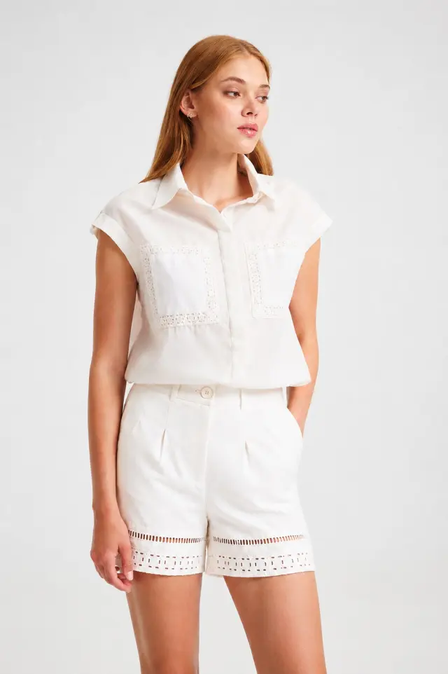Ψηλόμεσο Σορτς με Δαντελένια Τρέσα NEMEA SHORTS - XS