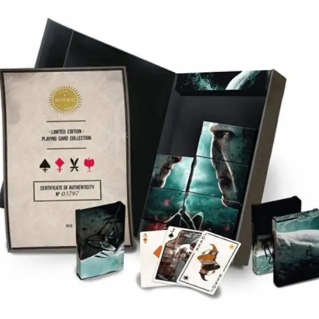 Cartamundi Επιτραπέζιο HARRY POTTER - 8 Playing Car decks Limited Edition Collector Box (R6159)