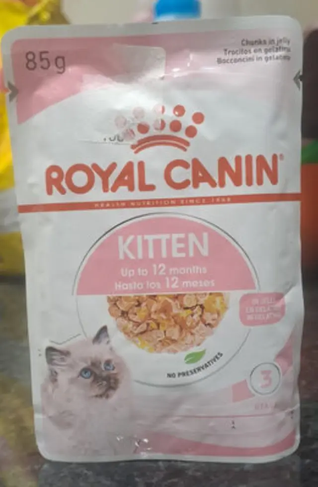 Royal Canin Wet Kitten Jelly Υγρή Τροφή για Γατάκια με Πουλερικά σε Φακελάκι 85gr