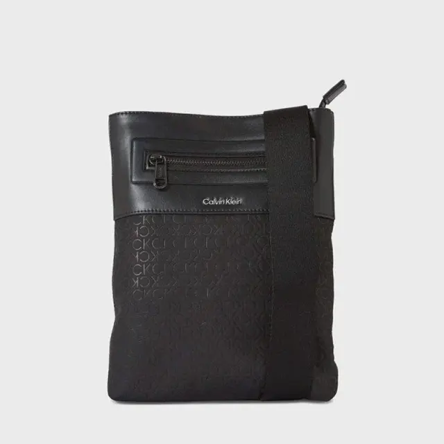 Calvin Klein - Ανδρική Τσάντα Ώμου / Χιαστί K50K510823-01L Μαύρο