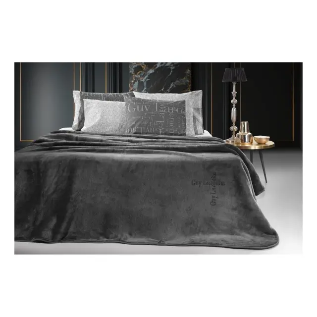 Κουβέρτα Βελουτέ Υπέρδιπλη Guy Laroche Logo Anthracite 220x240