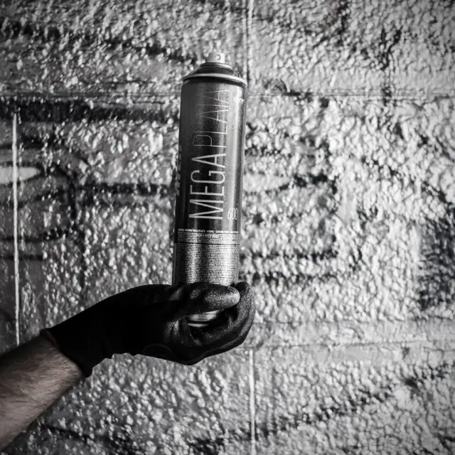 MTN Mega Plata Spray Paint 3
