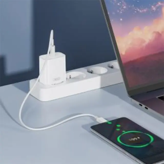 Universal φορτιστής USB-C PD20W, σε λευκό χρώμα 3