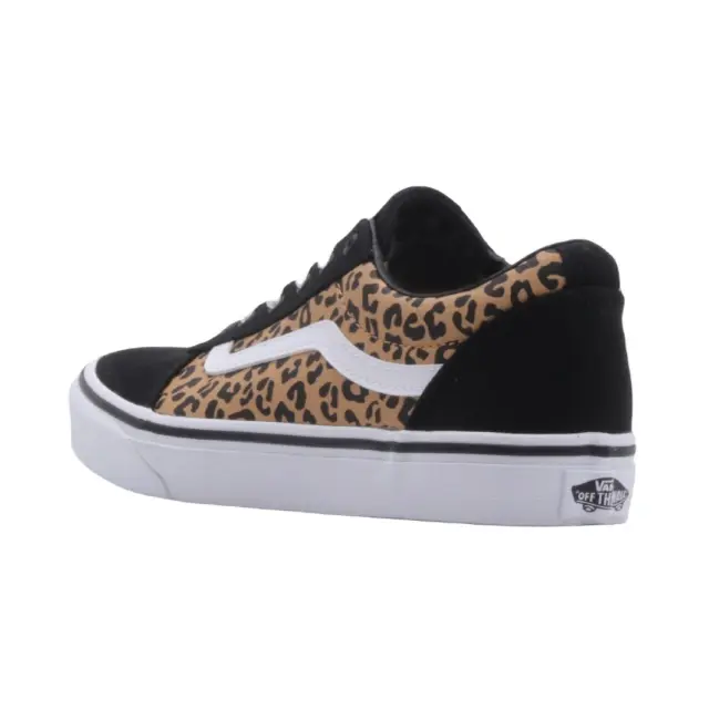 VANS WARD - 37 3