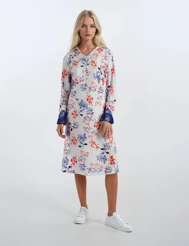 W617 - Type - NIGHTGOWN BLUE FLOWERS 2
