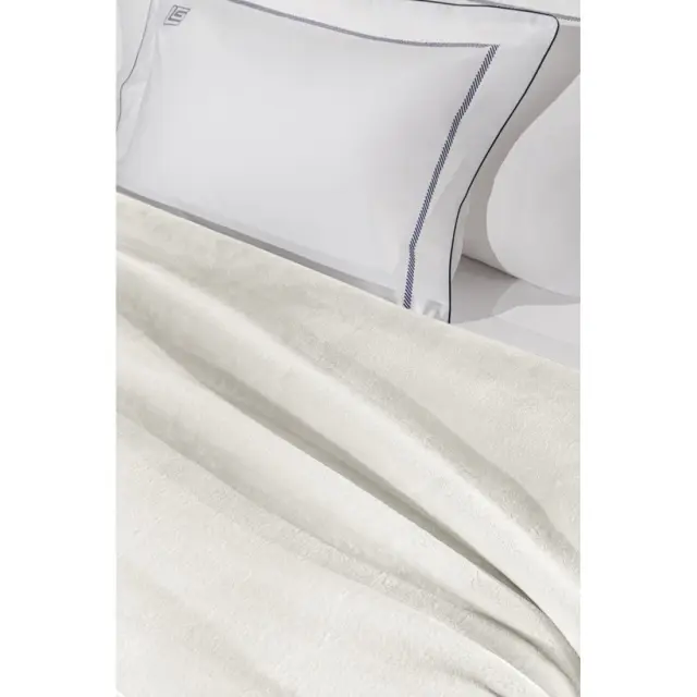 Κουβέρτα Βελουτέ Μονή Guy Laroche Logo Ivory 160x220 2