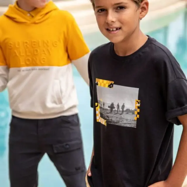 Junior 10 έως 18 ετών Σετ 2 μπλούζες από βιώσιμο βαμβάκι μαύρο-κίτρινο - 16Ε 2