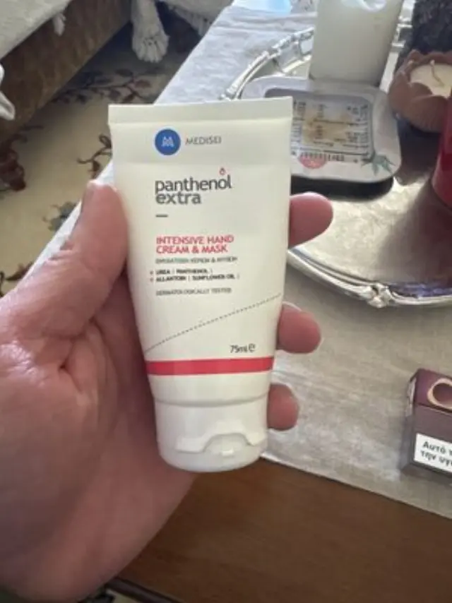Medisei Panthenol Extra Intensive Αναπλαστική και Ενυδατική Κρέμα Χεριών και Νυχιών 75ml