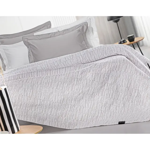 Κουβέρτα King Size Guy Laroche Diana Smoke 260x250 2