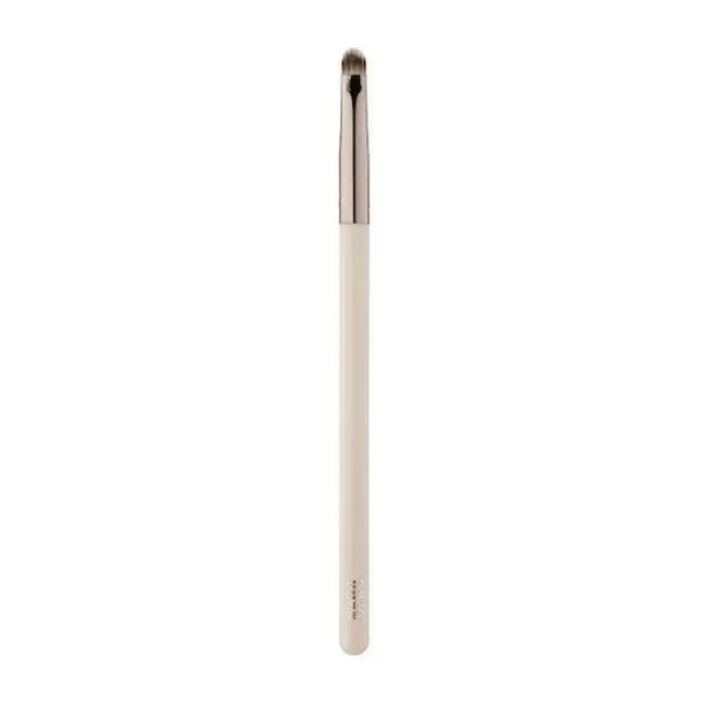 MUA Mua Makeup Academy Detail Brush with holo box 2