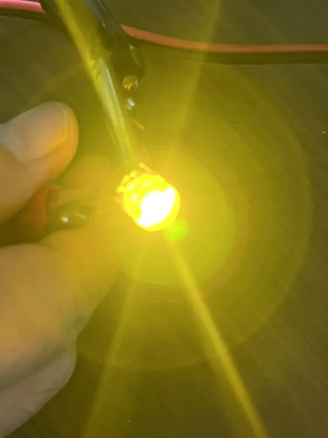 Λαμπτήρες LED - T10 - R-DT10Q-01AUT10 - 2pcs - 110860 - Yellow 2
