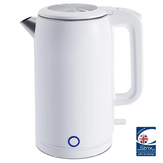Bραστήρας 1.8L, 1500W, σε λευκό χρώμα.