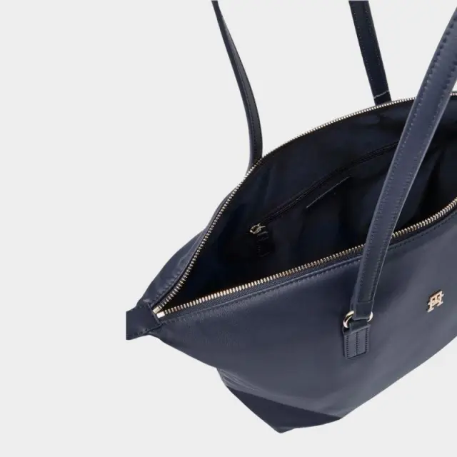 Tommy Hilfiger - Γυναικεία Τσάντα Ώμου Th Poppy AW0AW16477-DW6 Μπλε Σκούρο 3